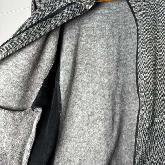 ANDREW MARC NY Herringbone Jacket Women's Medium Grey Black Zip Pockets - Picture 4 of 8